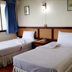 Отель KritThai Residence 3* Стандартный номер с 2 отдельными кроватями