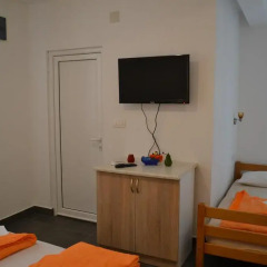 Отель Guesthouse Orlović Черногория, Будва - отзывы, цены и фото номеров - забронировать отель Guesthouse Orlović онлайн удобства в номере