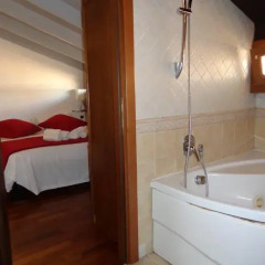 Отель Borgo Pio 91 5* Улучшенный номер с различными типами кроватей фото 16