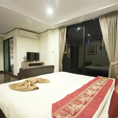 Отель Yasinee Guesthouse Бангкок комната для гостей фото 3