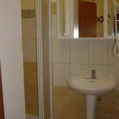 Отель Family House Стандартный номер с двуспальной кроватью фото 6
