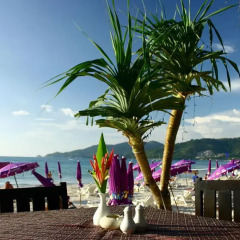 Отель Patong Bay Garden Resort пляж