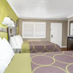 Отель Super 8 by Wyndham Inglewood/LAX/LA Airport 2* Люкс с различными типами кроватей фото 4