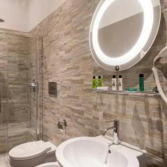 Отель Frattina Rooms ванная