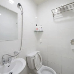 Отель K-guesthouse Sinchon 2 2* Стандартный номер с различными типами кроватей фото 12