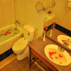 A25 Hotel - Hai Ba Trung 2* Номер Делюкс с различными типами кроватей фото 4