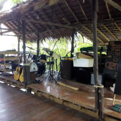 Отель Funky Fish Bungalows Таиланд, Ланта - отзывы, цены и фото номеров - забронировать отель Funky Fish Bungalows онлайн гостиничный бар