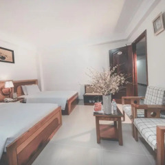 Lan Lan 2 Hotel 4* Улучшенный номер с различными типами кроватей фото 6