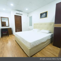 Metro City Hotel 3* Номер Делюкс с различными типами кроватей фото 3