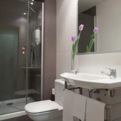 Отель Residencia Erasmus Gracia Стандартный номер с различными типами кроватей фото 10
