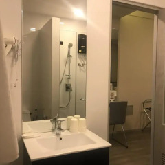 Отель Ratchadamnoen Residence 3* Номер Делюкс фото 2