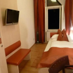 Hotel Pension Baronesse 4* Улучшенный номер с различными типами кроватей фото 5