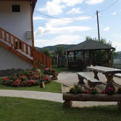 Отель Shishkovi Guesthouse Чепеларе фото 2