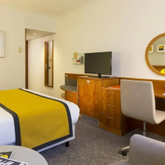 Отель Holiday Inn Amsterdam 4* Стандартный номер с двуспальной кроватью фото 3