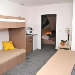 Отель Apartmany Smíchov Стандартный номер с различными типами кроватей фото 4