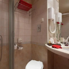 Capitol Hotel 4* Номер Делюкс с различными типами кроватей фото 6