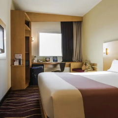 Отель ibis Sharq Kuwait 3* Стандартный номер с различными типами кроватей фото 4