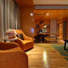Отель Renaissance Ratchaprasong 5* Представительский люкс