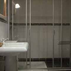 Отель Hostal Beti-jai ванная