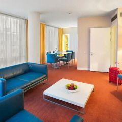 Отель Andel's by Vienna House Prague 4* Люкс с разными типами кроватей
