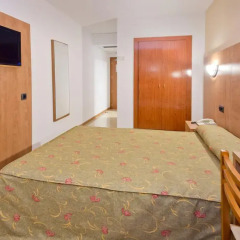 Hotel President комната для гостей фото 2
