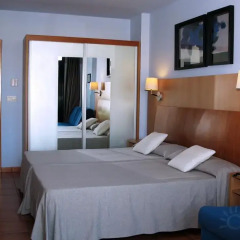 Отель Ohtels Vila Romana Испания, Салоу - 5 отзывов об отеле, цены и фото номеров - забронировать отель Ohtels Vila Romana онлайн комната для гостей фото 4