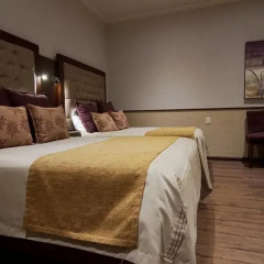 Отель Morales Historical And Colonial Downtown Core 4* Люкс фото 19