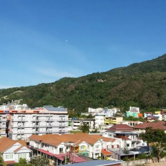 Green Harbor Patong Hotel Патонг