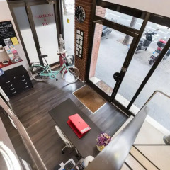 Barcelona & You (alberg-hostel) Барселона фитнесс-зал