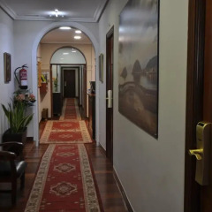 Отель Pension Alameda Испания, Сан-Себастьян - отзывы, цены и фото номеров - забронировать отель Pension Alameda онлайн интерьер отеля фото 3