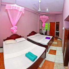 Deutsch Lanka Hotel & Restaurant 3* Стандартный семейный номер с двуспальной кроватью фото 8