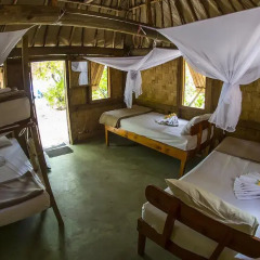 Отель Barefoot Manta Island 3* Кровать в общем номере с двухъярусной кроватью фото 4