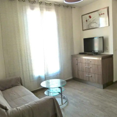 Отель New 1 bedroom apt place Garibaldi Франция, Ницца - отзывы, цены и фото номеров - забронировать отель New 1 bedroom apt place Garibaldi онлайн комната для гостей фото 2