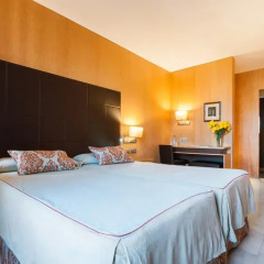 Отель Medinaceli 4* Стандартный номер с двуспальной кроватью фото 3