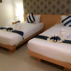 Отель iCheck inn Central Patong 3* Улучшенный номер с 2 отдельными кроватями