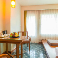 The Royal Paradise Hotel & Spa 4* Улучшенный номер с двуспальной кроватью