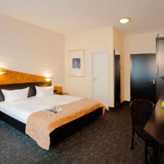 Centro Hotel Vier Jahreszeiten 3* Стандартный номер с двуспальной кроватью фото 4