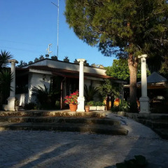 Отель B&B Le Amazzoni Лечче фото 2