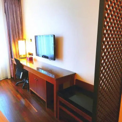 SSAW Boutique Hotel Shanghai Bund(Narada Boutique YuGarden) 4* Стандартный семейный номер с различными типами кроватей фото 2