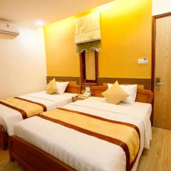 Galaxy 3 Hotel 3* Улучшенный семейный номер с двуспальной кроватью