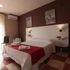 Отель Hostal Londres комната для гостей фото 5