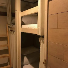 328 Hostel & Lounge Токио комната для гостей фото 2