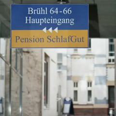 Отель Pension SchlafGut Германия, Лейпциг - отзывы, цены и фото номеров - забронировать отель Pension SchlafGut онлайн спортивное сооружение