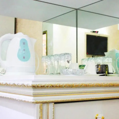 Отель Gold Boutique Rustaveli Грузия, Тбилиси - 1 отзыв об отеле, цены и фото номеров - забронировать отель Gold Boutique Rustaveli онлайн удобства в номере