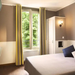 Отель Hôtel Tour Eiffel 2* Стандартный номер с двуспальной кроватью фото 4