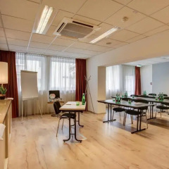 Отель FourSide Hotel & Suites Vienna Австрия, Вена - 3 отзыва об отеле, цены и фото номеров - забронировать отель FourSide Hotel & Suites Vienna онлайн интерьер отеля фото 3