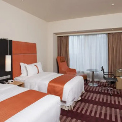 Отель Holiday Inn Shanghai Hongqiao West 4* Стандартный номер с различными типами кроватей
