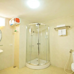 Hanoi Little Center Hotel 3* Номер Комфорт с различными типами кроватей фото 4