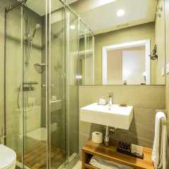 Отель THE 8 Boutique B&B 3* Стандартный номер с двуспальной кроватью