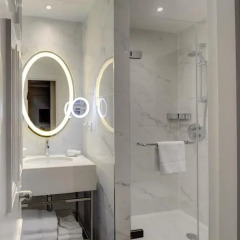 Отель Hilton London Euston 4* Стандартный семейный номер с двуспальной кроватью фото 6